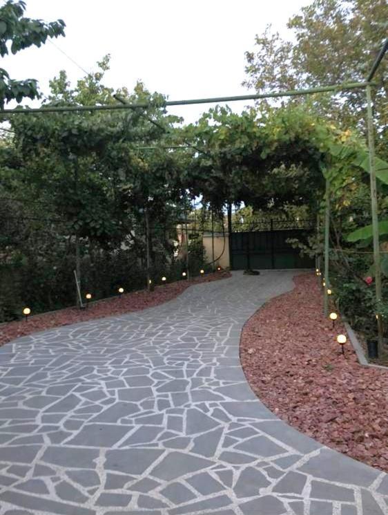Ekas Rosengarten Gori Bagian luar foto