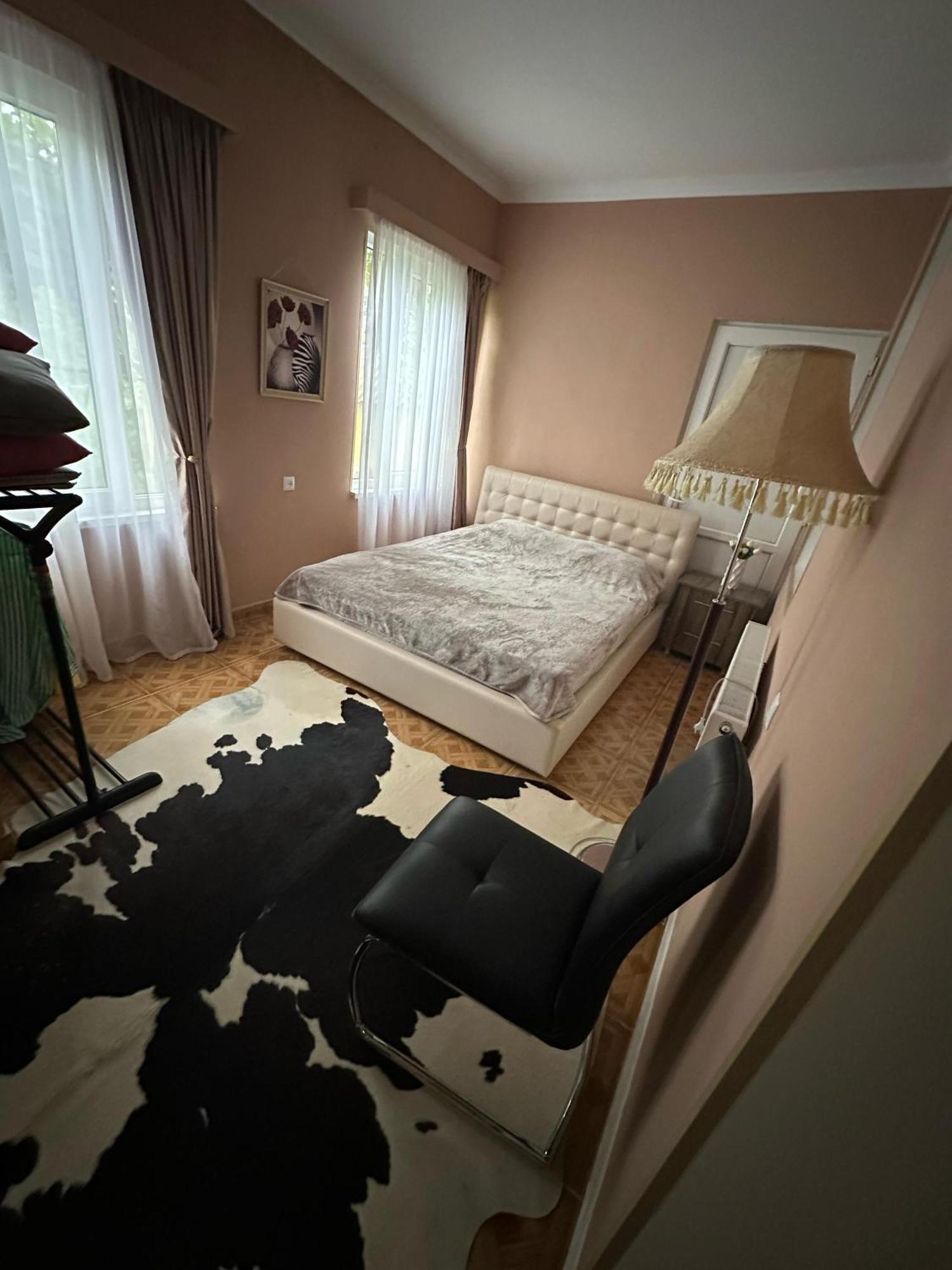 Ekas Rosengarten Gori Bagian luar foto